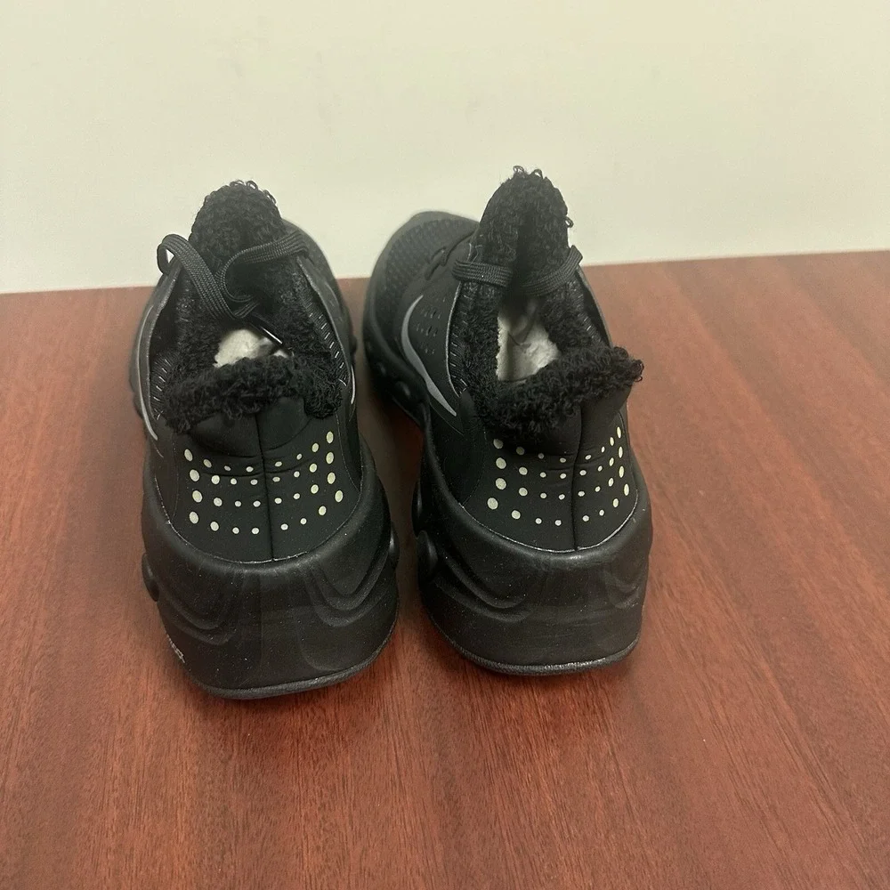Nike CruzrOne Shoes Womens 6.5 Sneakers Active Streetwear Athleisure NEW $150